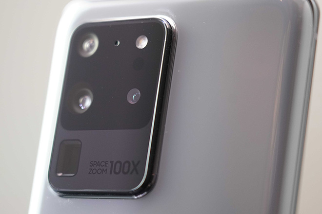 Samsung-Galaxy-5G-Year-in-Review_002